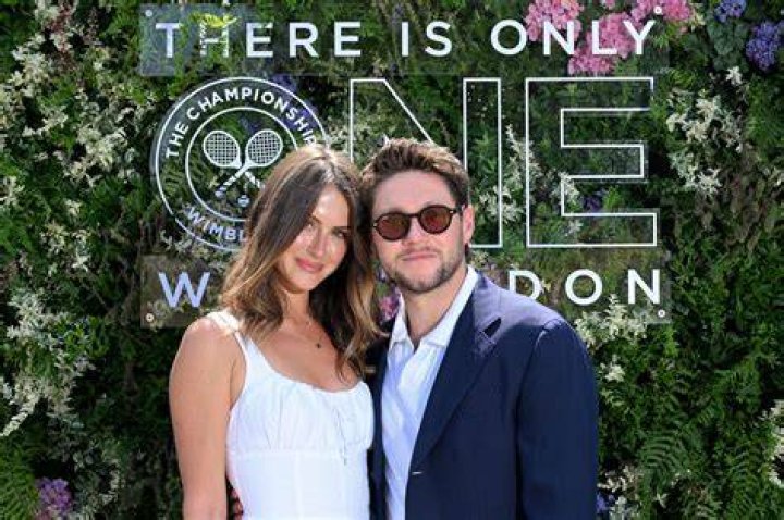 Are niall and amelia still together?