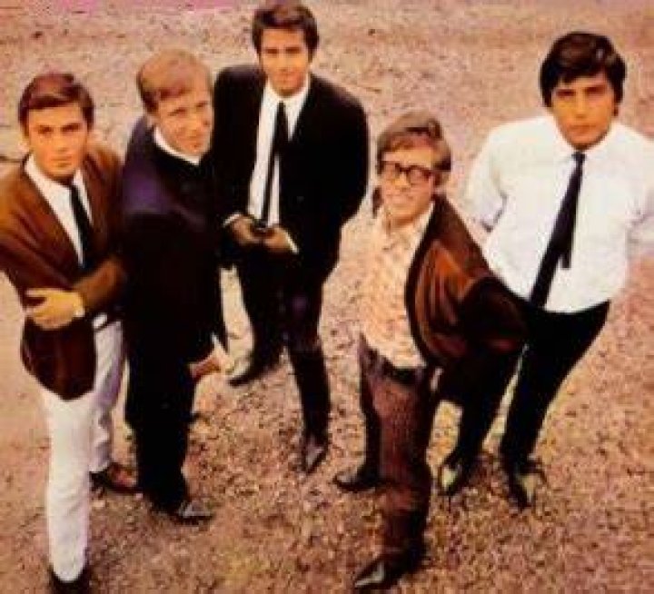 Did gene pitney song with los bravos?