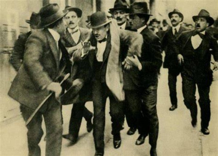 Did socialists support ww1?