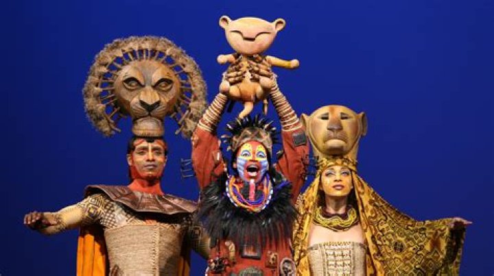 In the new lion king who plays simba?