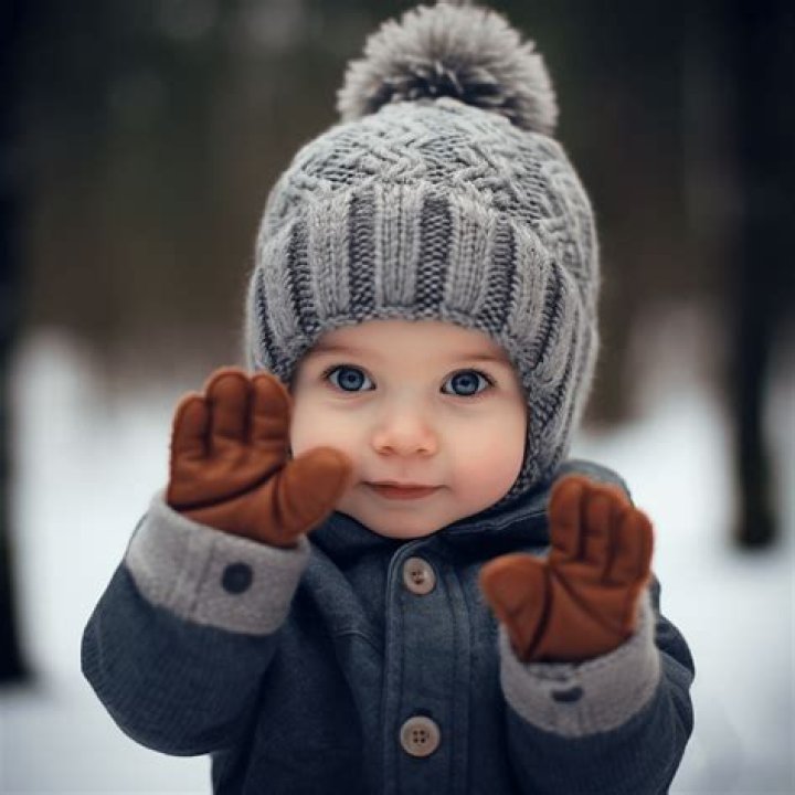 Should babies wear mittens?
