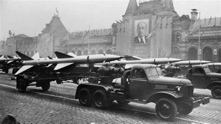 Was the cold war an arms race?