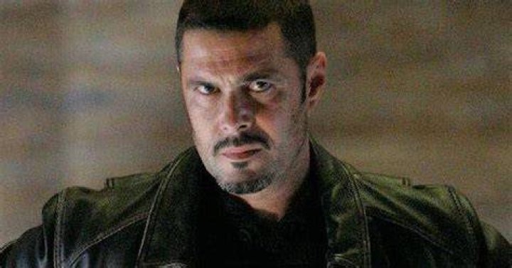 When does tony almeida die?