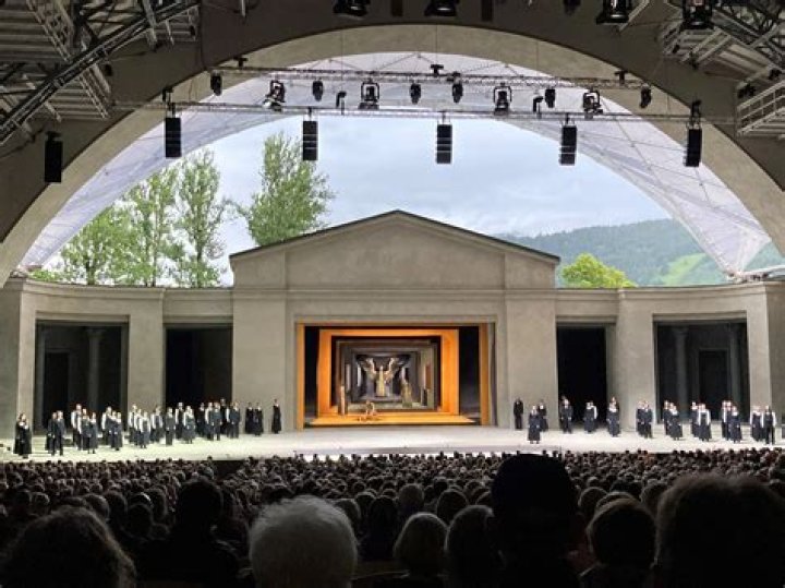 Where is oberammergau passion play?